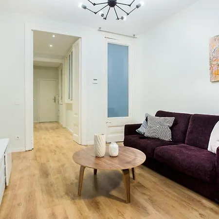 Centric 3bedroom In Ramblas 2 1b * Barcelona