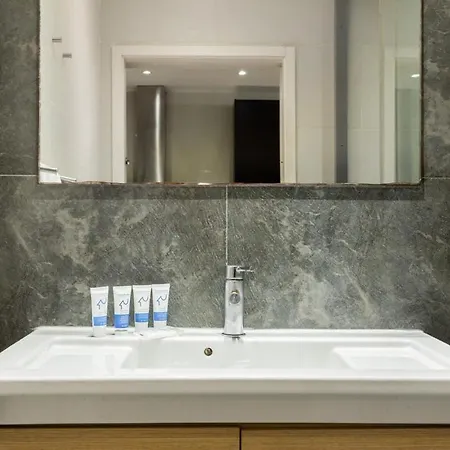 Apartment Centric 3bedroom In Ramblas 2 1b